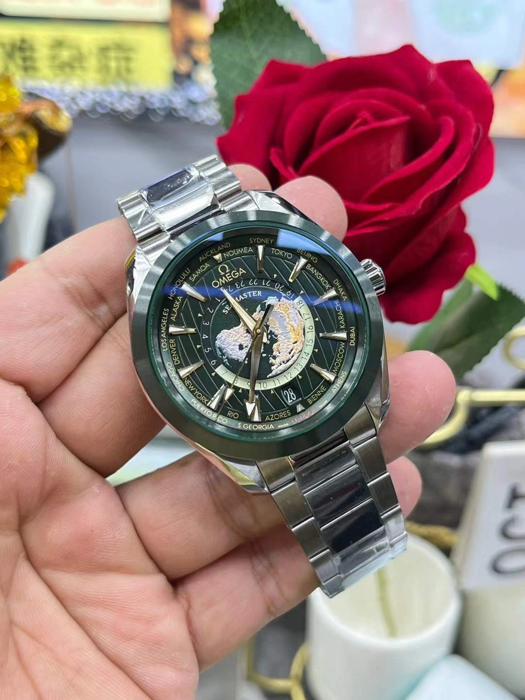 CBD Factory Omega Seamaster Aqua Terra 150M GMT Worldtimer 43mm Green Dial Green Ceramic Bezel (220.30.43.22.10.001) 1:1 Super Clone – DD8938 Movement Bright 277